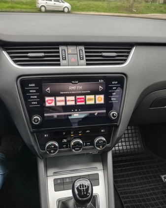 Skoda Octavia cena 48700 przebieg: 167342, rok produkcji 2018 z Olsztyn małe 277